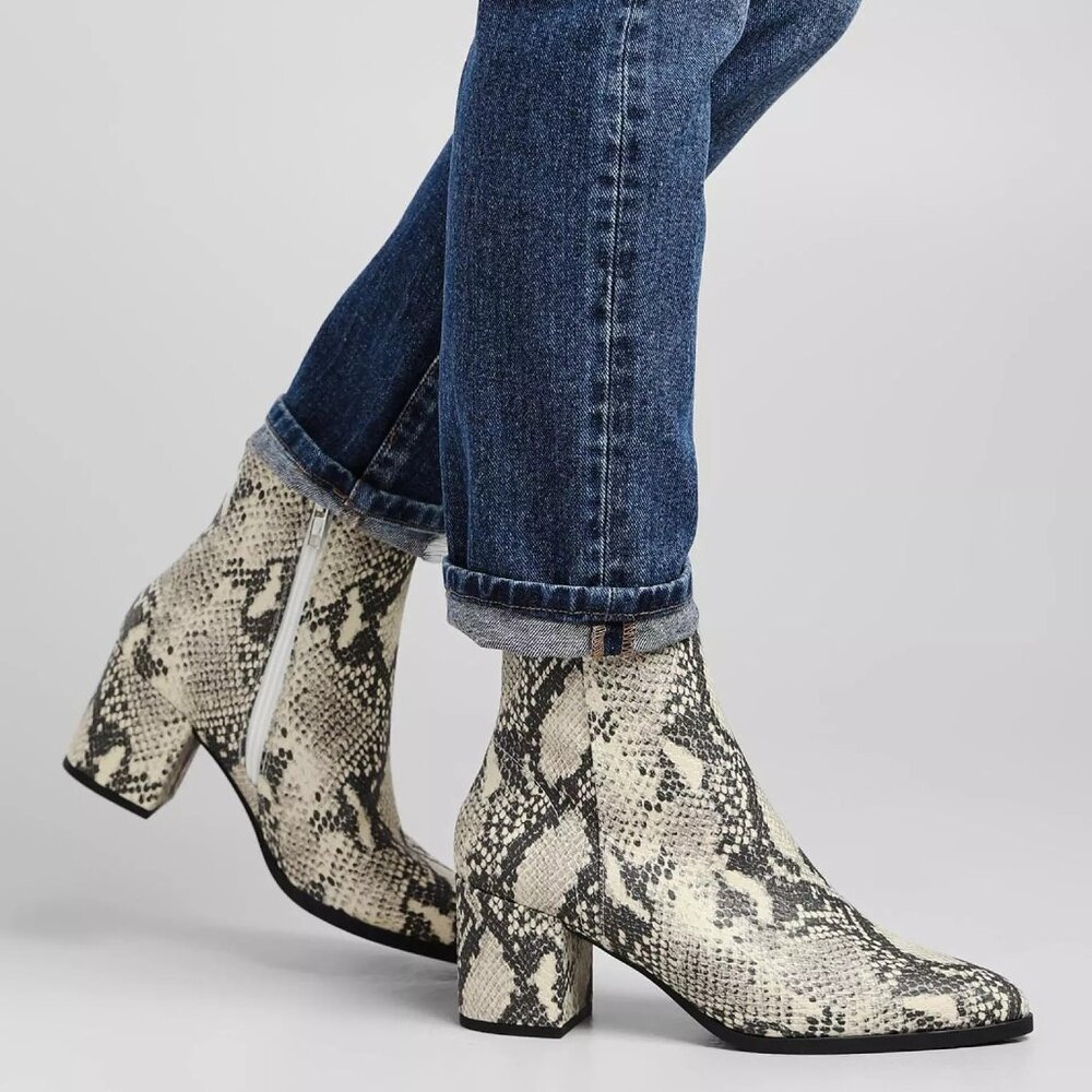 Dafni Snakeskin Black & Ivory Heeled Boots - Madden Girl - Size 9.5
